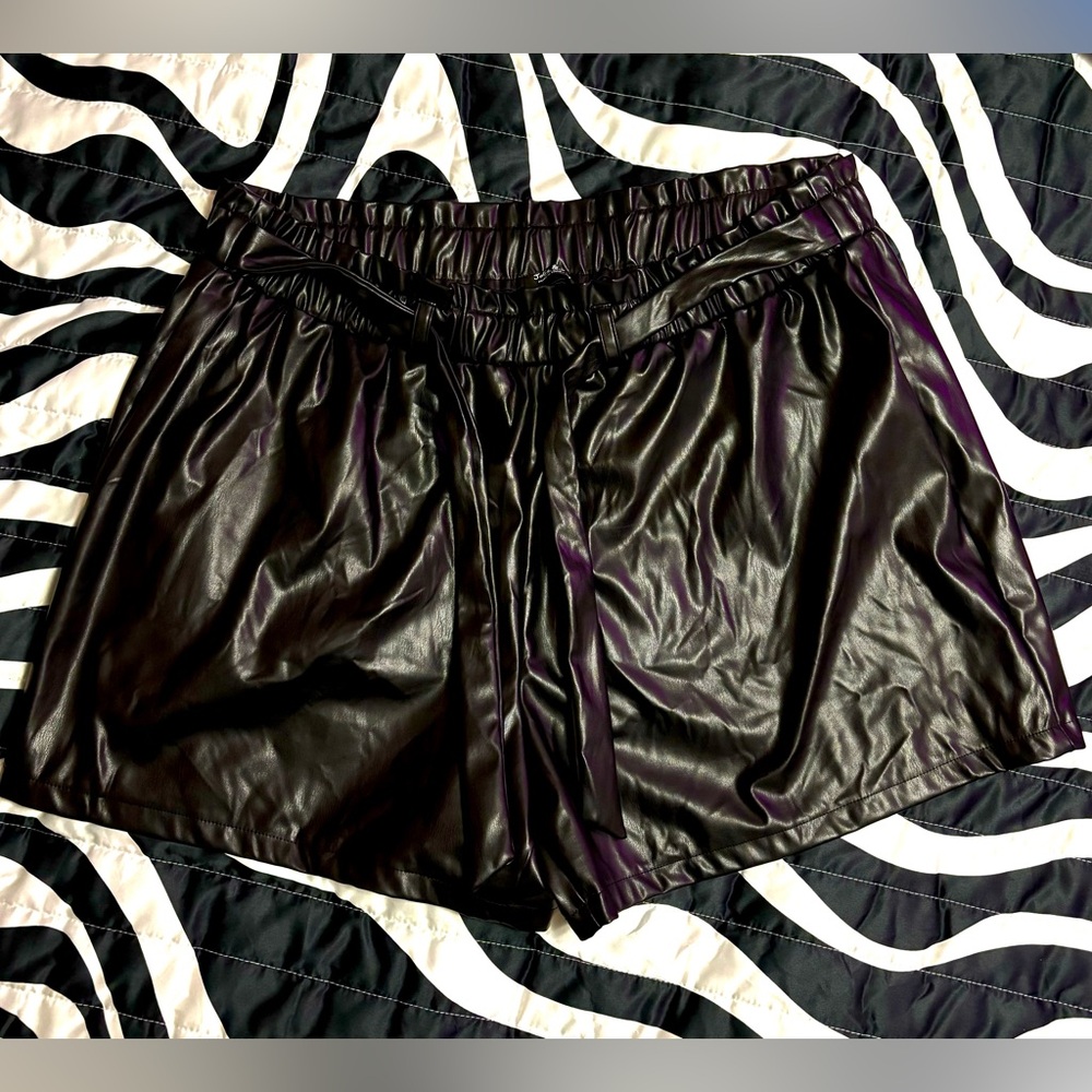 it’s Fashion Faux Leather Shorts